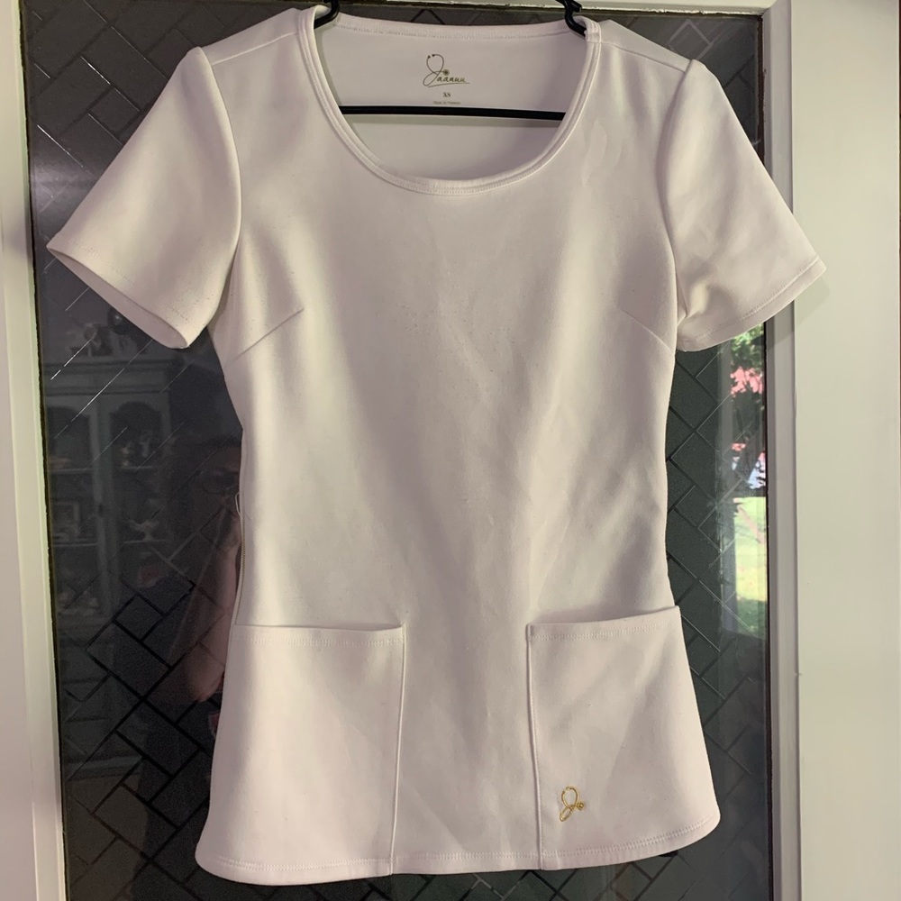 Original Jaanuu Scrub Top SZ XS